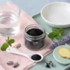 Charbon végétal en poudre : un allié ciblé pour le confort digestif